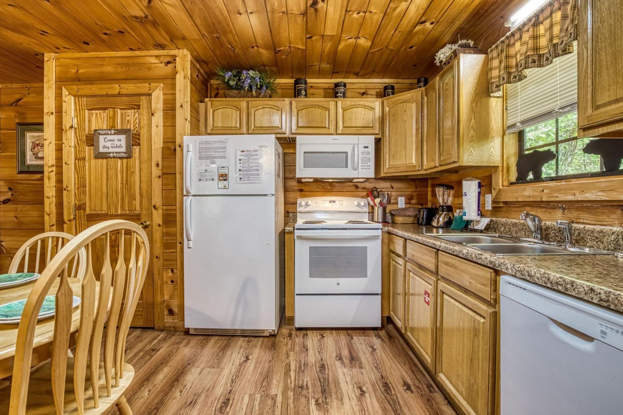 פיג'ן פורג' Suite Sensations, Hot Tub, Pool Table, 1089 Free Tickets Each Paid Day, Dollywood And More מראה חיצוני תמונה